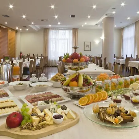 Hotel Piramida 4*