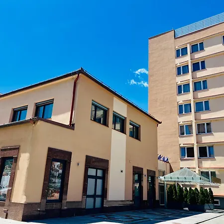 Piramida Hotel