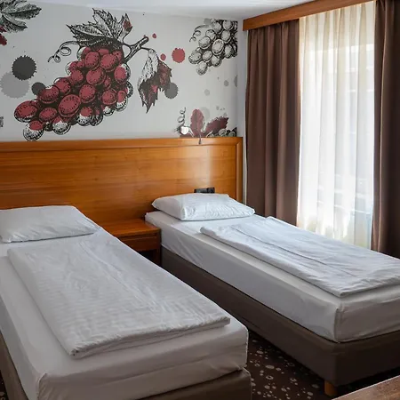 Piramida מריבור