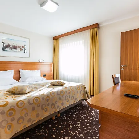 Hotel Piramida 4*