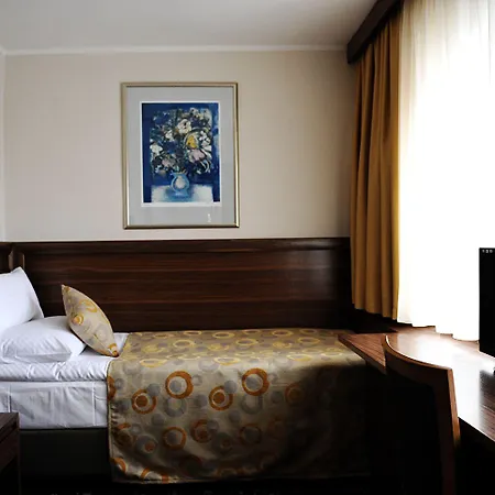 Piramida Hotel Maribor