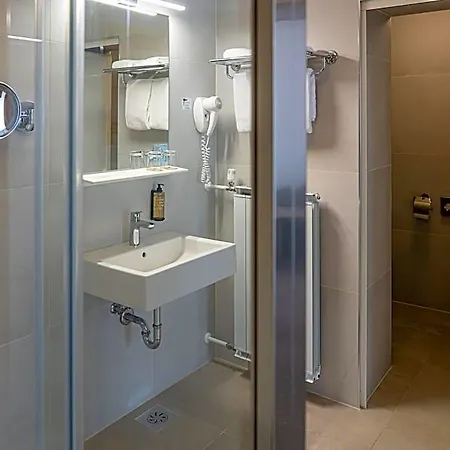 Piramida 4* Maribor
