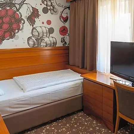 Piramida Hotel Maribor