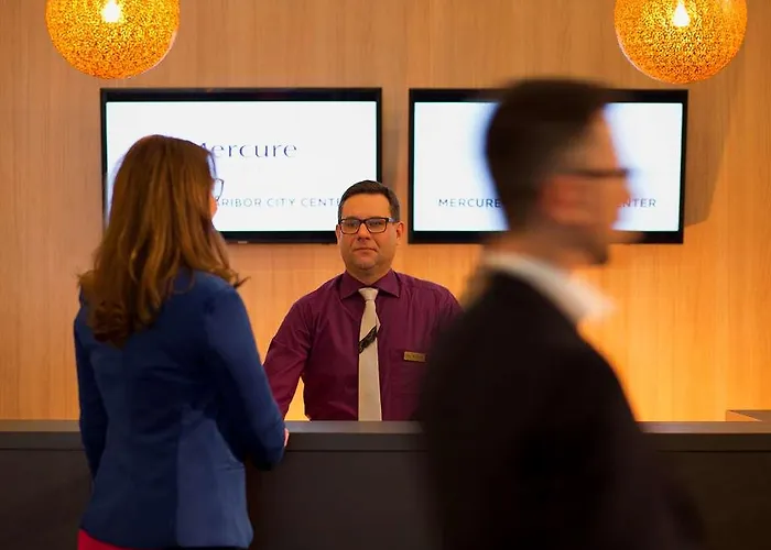 Ξενοδοχείο Piramida